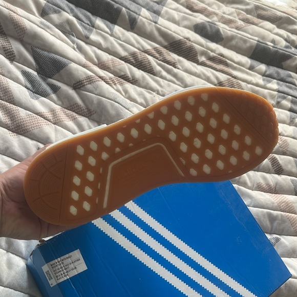 Men’s adidas NMD - Picture 4 of 7